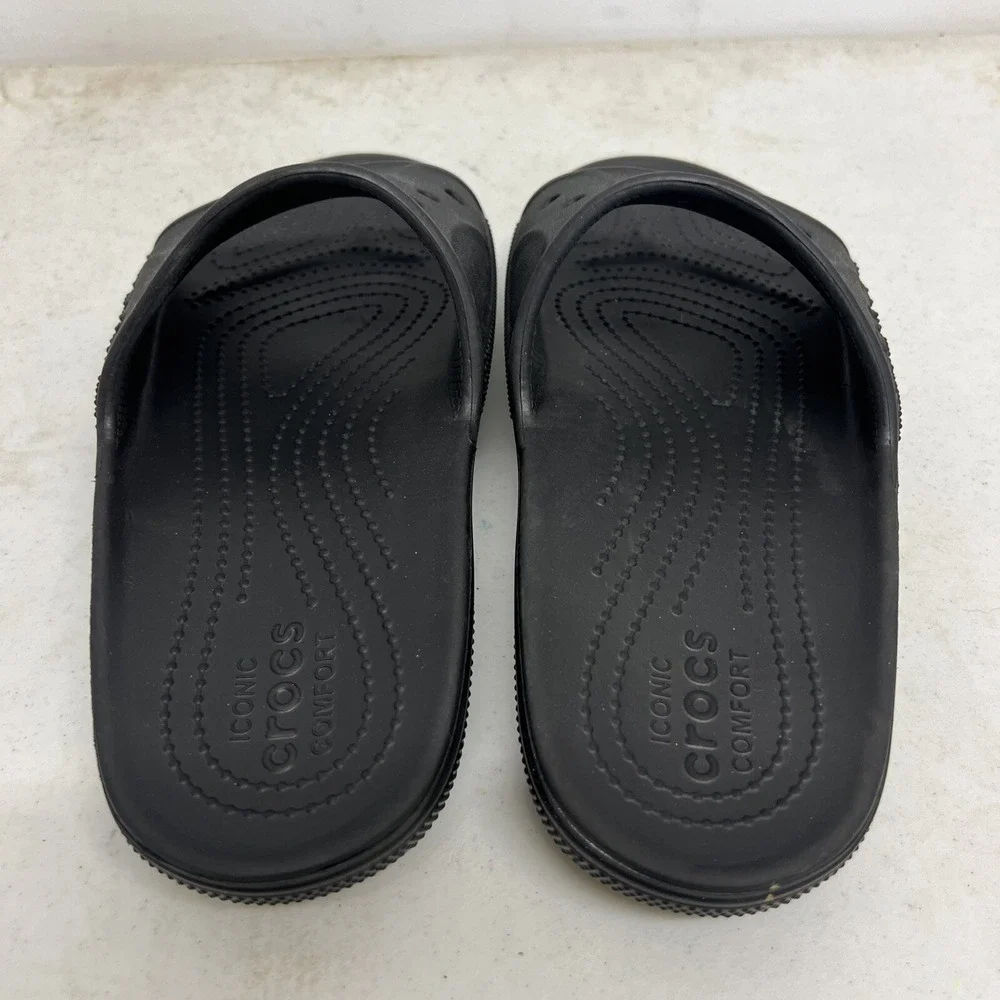 Crocs 12000-410 Unisex Black Rubber Slip On Casual Clog Sandals Size US 7/9